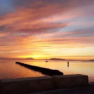 Sunrise Stagnone - Kitesurf Spot Frühstückspension