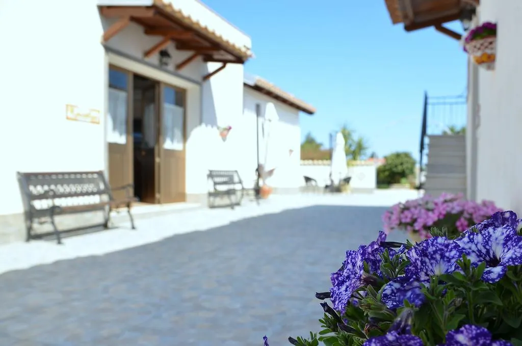 B&B Il Baglio Locogrande Maison d'hôtes